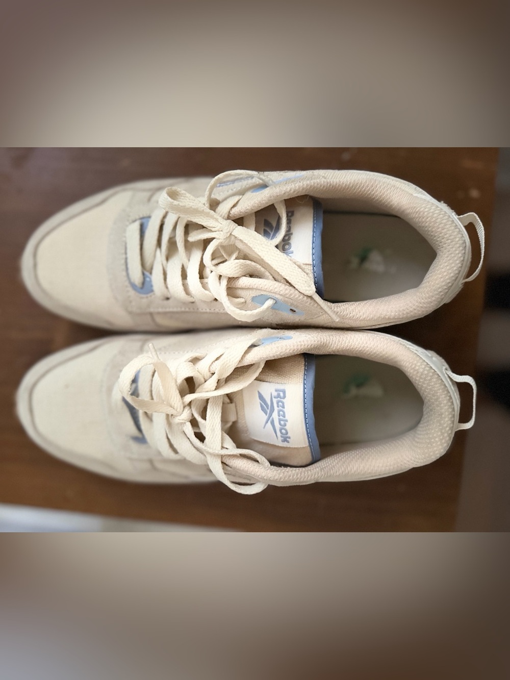 Reebok Classic Sneakers – Cream & Light Blue – Women’s Size 8